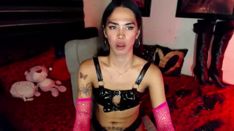 Snapshot of andreaforbedtime chatting on 01/02/25, 08:49 Andrea And Chloe Asians Girls online show from 01/02/25, 08:49