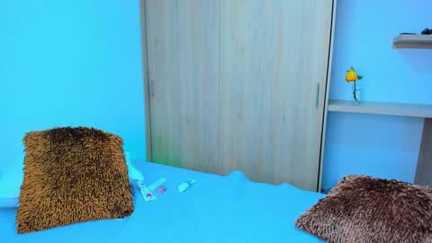 andrea online show from 02/19/25, 04:00