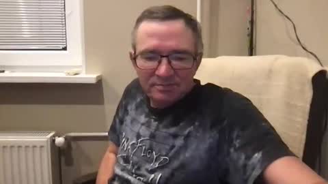 andreass60 online show from 12/15/25, 06:17