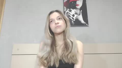 Snapshot of andreau_19 chatting on 02/18/25, 01:33 andreau 19 online show from 02/18/25, 01:33