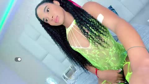 Snapshot of andreayano chatting on 11/09/25, 05:17 andreayano online show from 11/09/25, 05:17