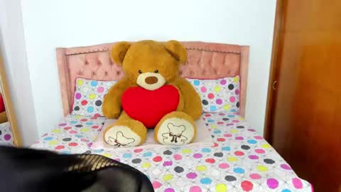 Andrea Y Taty online show from 11/09/25, 12:58