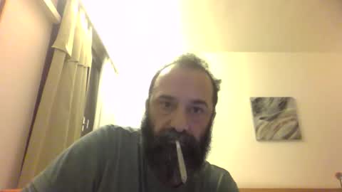 Snapshot of andrecool979 chatting on 02/11/26, 05:29 Andre online show from 02/11/26, 05:29