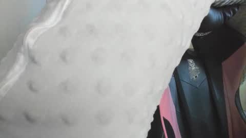 andrees_s online show from 11/21/25, 07:01