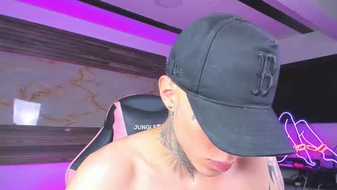 andrees_s online show from 11/30/25, 11:42