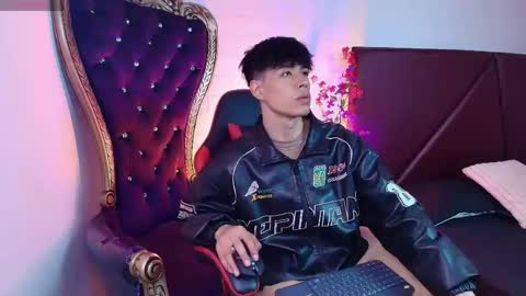 andreew_style_ online show from 04/08/26, 09:26