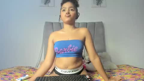 andreina_evans online show from 03/20/26, 04:39