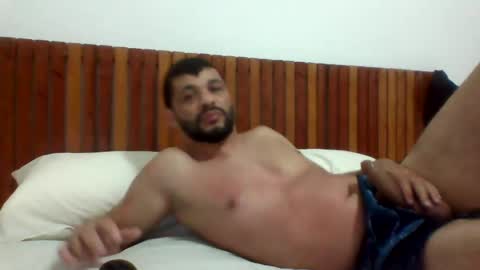 andreloko123 online show from 02/18/25, 02:05