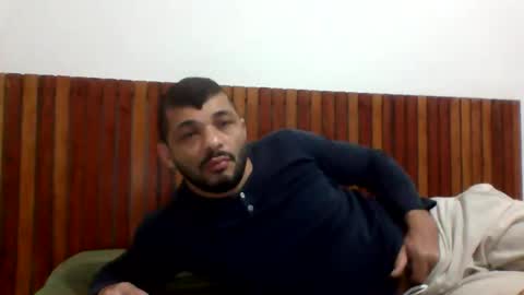 Snapshot of andreloko123 chatting on 05/11/26, 02:50 andreloko123 online show from 05/11/26, 02:50