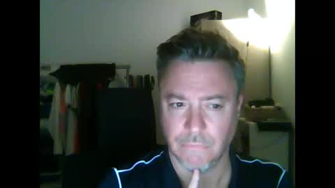 Snapshot of andreo666 chatting on 09/28/25, 08:03 Benfica Boy online show from 09/28/25, 08:03