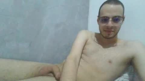 andres129494 online show from 02/06/26, 01:32