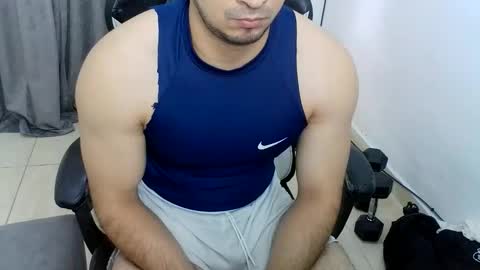 andres180950734 online show from 12/20/25, 12:34