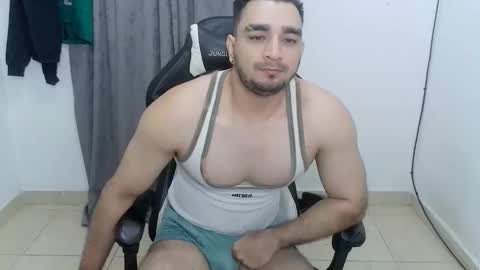 andres180950734 online show from 06/09/26, 12:06