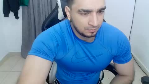 Snapshot of andres180950734 chatting on 06/11/26, 11:19 andres180950734 online show from 06/11/26, 11:19