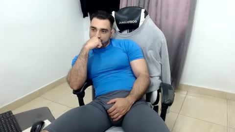 Snapshot of andres180950734 chatting on 06/27/26, 12:22 andres180950734 online show from 06/27/26, 12:22