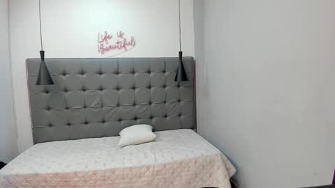 IM ANDRES online show from 12/19/25, 03:13