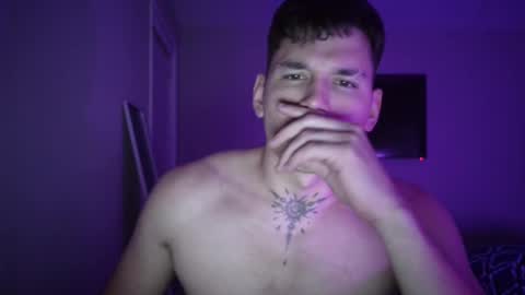 andres817542 online show from 12/29/24, 08:00