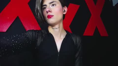 Snapshot of andres992563 chatting on 02/16/26, 02:13 Alann online show from 02/16/26, 02:13