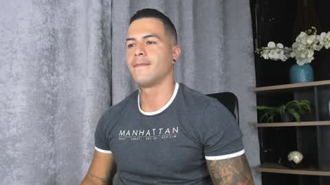 Snapshot of andres_clark chatting on 02/05/25, 09:07 insta andres clark online show from 02/05/25, 09:07