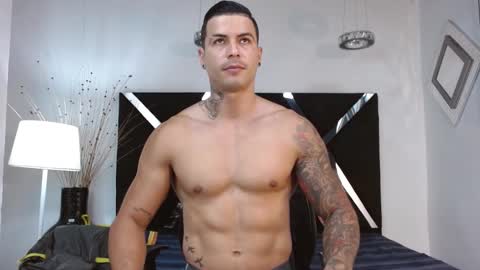 Snapshot of andres_clark chatting on 03/05/25, 06:45 insta andres clark online show from 03/05/25, 06:45