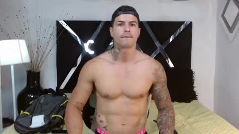 Snapshot of andres_clark chatting on 03/11/25, 09:26 insta andres clark online show from 03/11/25, 09:26