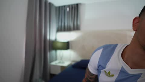 Andres Lopez online show from 04/24/26, 03:25