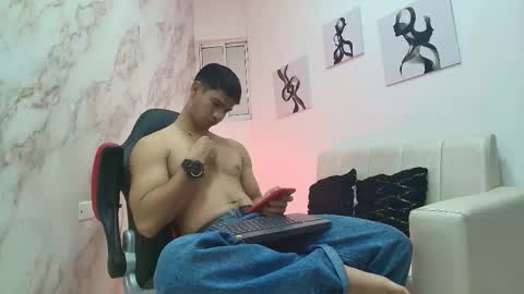 ANDRES  online show from 12/18/25, 05:02