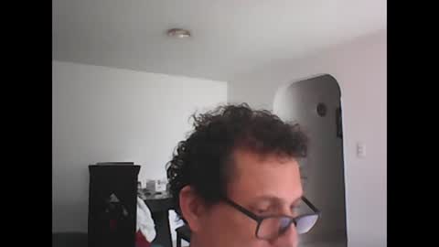 andresfloga online show from 11/03/25, 05:25