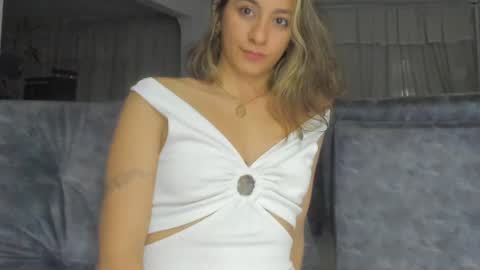 Isa  --------- online show from 02/28/25, 12:21