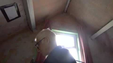 Andrew online show from 04/05/26, 11:51