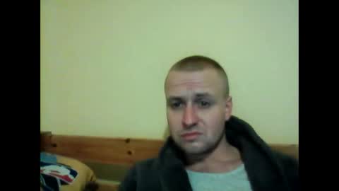 andrew3356577 online show from 02/09/25, 04:40