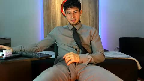 Andrew online show from 11/14/25, 02:10