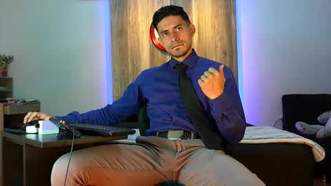 Andrew online show from 12/04/25, 02:43