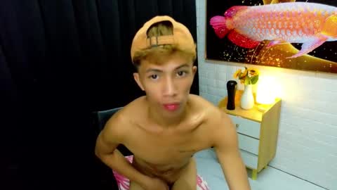 andrew_fucker69 online show from 09/25/25, 07:12