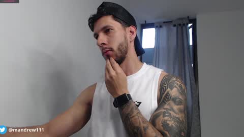 Snapshot of andrew_mathe chatting on 12/19/24, 10:10 Andrew Mathwes online show from 12/19/24, 10:10