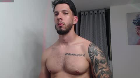 Snapshot of andrew_mathe chatting on 01/12/25, 02:35 Andrew Mathwes online show from 01/12/25, 02:35