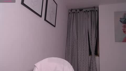 Snapshot of andrew_mathe chatting on 11/18/25, 12:49 Andrew Mathwes online show from 11/18/25, 12:49