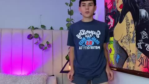 andrew restrepo online show from 04/04/26, 08:06