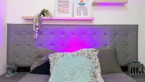 andrew restrepo online show from 04/23/26, 03:58