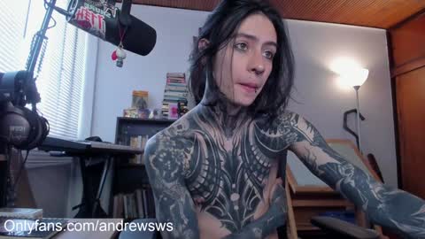 andrew_round online show from 02/02/25, 10:17