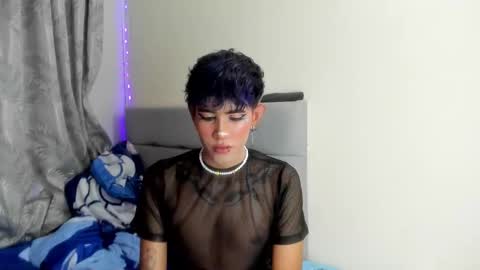 ANDREW independent model online show from 12/18/25, 10:49