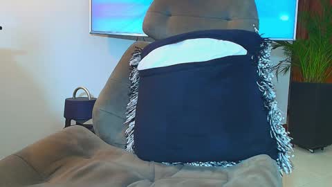 ANDREW WEST online show from 02/28/25, 07:46