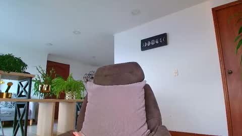 ANDREW WEST online show from 09/24/25, 10:02