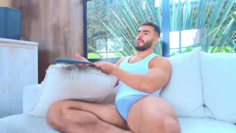 ANDREW WEST online show from 10/09/25, 06:17