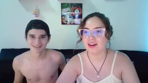 Snapshot of andrewanndcherry chatting on 01/18/25, 01:19 Andrew and Cherry online show from 01/18/25, 01:19