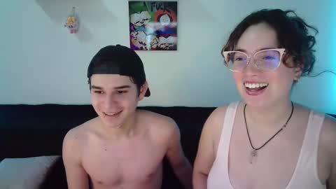 Snapshot of andrewanndcherry chatting on 01/23/25, 12:35 Andrew and Cherry online show from 01/23/25, 12:35