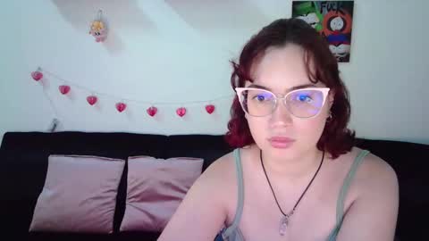 Snapshot of andrewanndcherry chatting on 02/01/25, 01:12 Andrew and Cherry online show from 02/01/25, 01:12