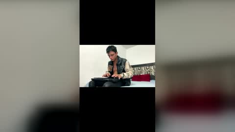 andrew online show from 11/28/25, 04:04