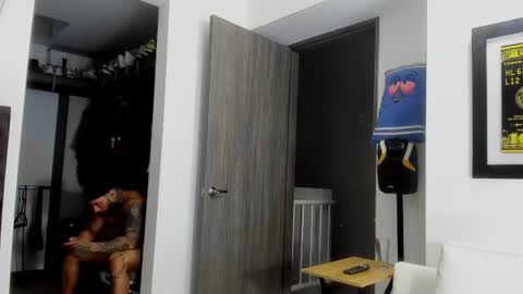 Snapshot of andrewjohnson0 chatting on 06/19/26, 03:00 Andrew Johnson online show from 06/19/26, 03:00