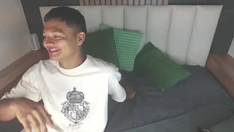 ANDREW KENNOXX online show from 02/05/26, 08:02